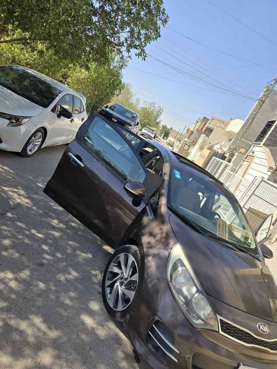 كيا ريو موديل 2015 
فول مواصفات

تنته

بصمه

كشنات قماش

محرك 1600

خليجي

السعر 98$

للتواصل ***********
