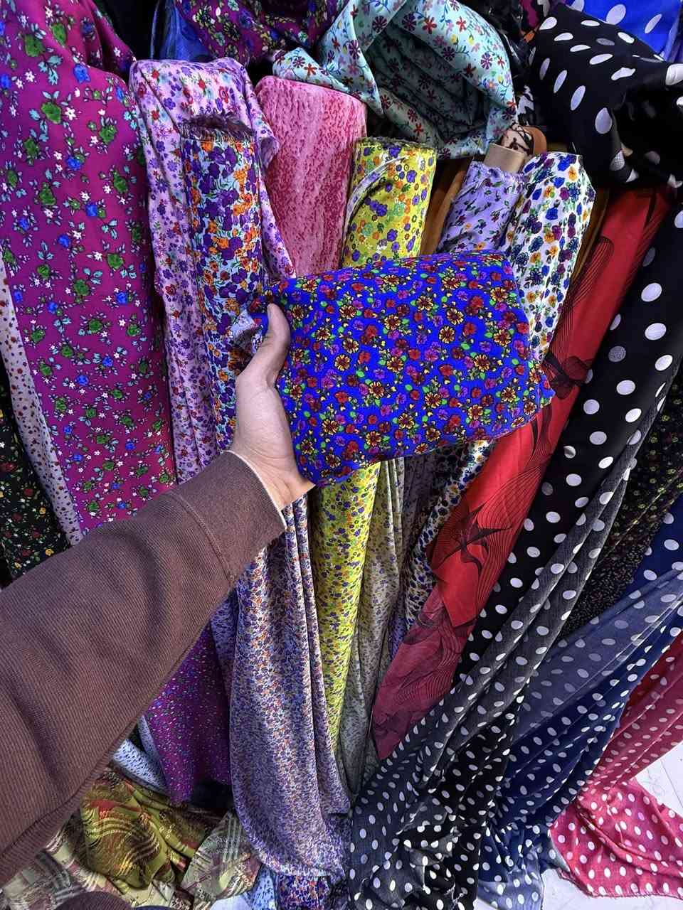 كشمير إيطالي آخر قطع سعر القطعه مترين ونص ٥ الاف


**إذا كنت صاحب هذا الإعلان وتريد حذفه لأي سبب، رجاءا أرسل رسالة إلى الدعم الفني**