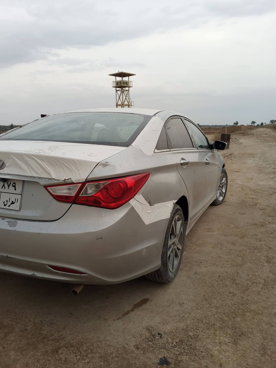 السلام عليكم
سوناتا للبيع موديل ١٣ 
غاز واحد 
كصة جنطة 
مكان النجف الاشرف 
***********
