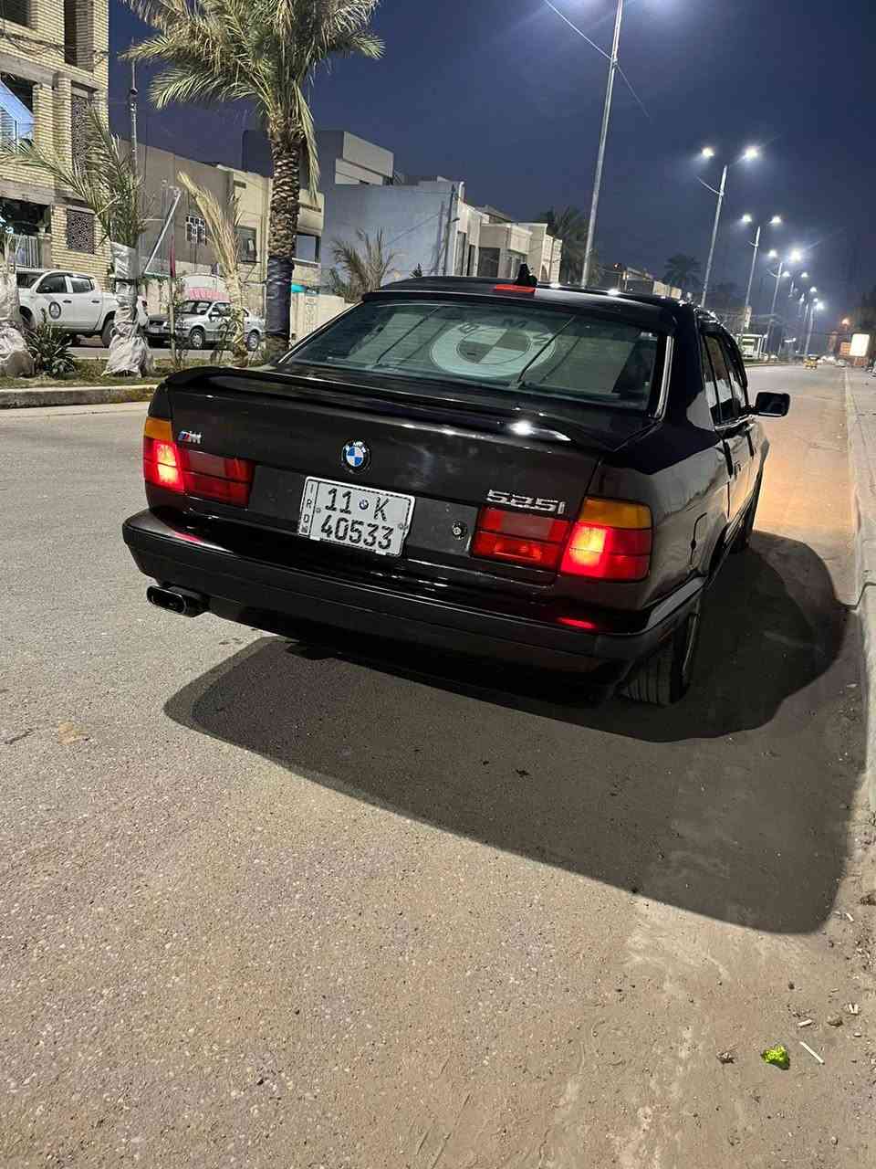 مراوس فقط با احدث وانطي فرق 535 موديل 92 ماشيه 140محرك 3500 على وضع الشركه مكفوله من الخياس فقط صبغ عام كشنات كهرباء تدفئه وتبريد العنوان بغداد الخطيب ***********
