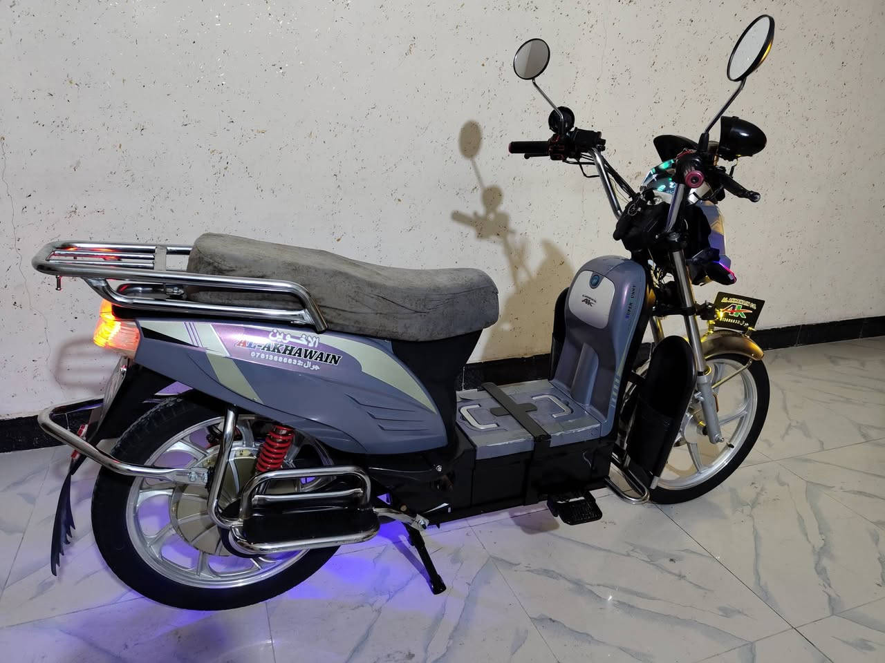 مكلف بالنشر للبيع دراجه شحن نضافه فول موديل 24 بصمه تشغيل عن بعد جهاز إنذار مانع للسرقه البطاريات فول عالفحص السعر 500
***********
***********
