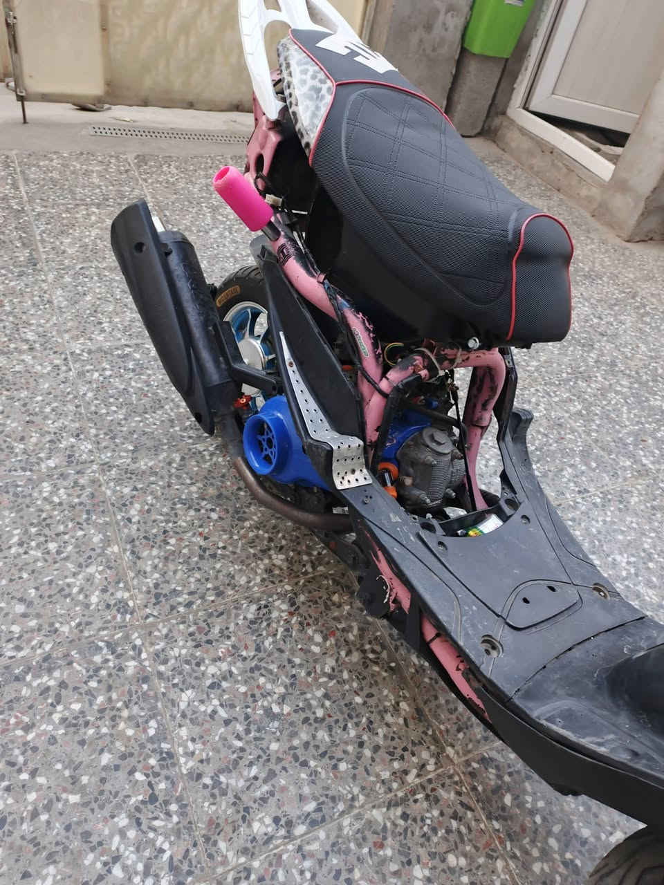 سلام عليكم شباب دراجه ماكس مال لعب نكره سلف بكل وقت سعر 300 وبيه مجال مال جيه مكان بغداد جديده ***********
