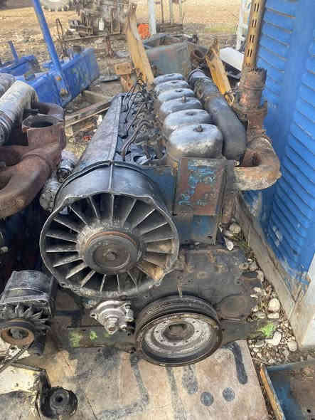 اسلام عليكم محركات دويز ٦ بستم عدد ٢ واحد شغال. وثاني متروك مكان ديالى سعر مناسب   ‭٠٧٨٢ ٤٩٢ ٧٠٣٦‬
