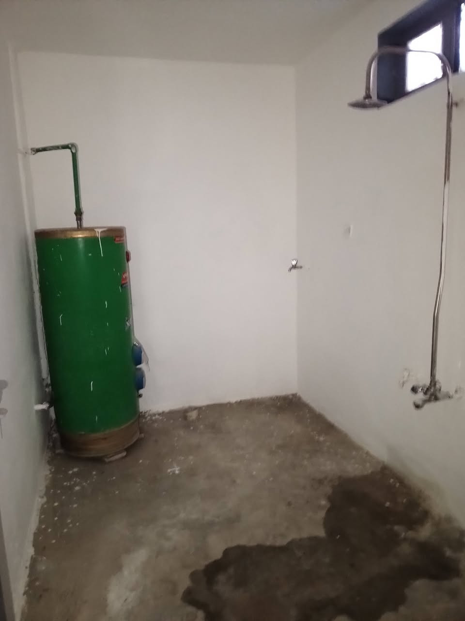 مكتب الكوخ الذهبي للعقار
 لدينا دار للايجار المساحه
 ١٠٠ متر في حي النسابه
 غرفة نوم وهول ومشتملات
 ومطبخ كراج الطابق الثاني
 غرفة نوم وهول قرب
 جامع رياض الصالحين
***********
***********
