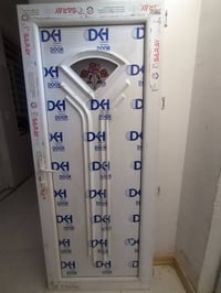 باب • ٨٢×١٩٦ • للبيع
