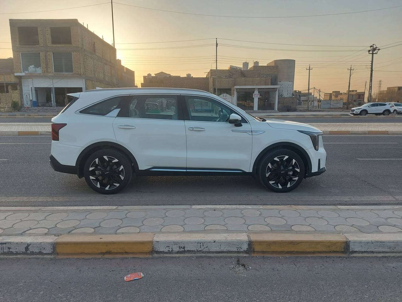 للبيع سورنتو موديل / ٢٥ / رقم بصره تحويل مباشر سياره جديده ماشيه / ٥٠ / بيهه قطعتين صبغ اثر شخط بدون اي داخل وي ضرر بلسياره / فول ماعده البنرامه ويل / ٢٠ /  داتاشوب سايد بريك بصمه جنطه كهربايه كامرات المواصفات الي معروفه موجود مقطع للسياره ليريده ادزله خوان خاص ماجاوب مكان السياره بلعماره / *********** / بي واتساب
