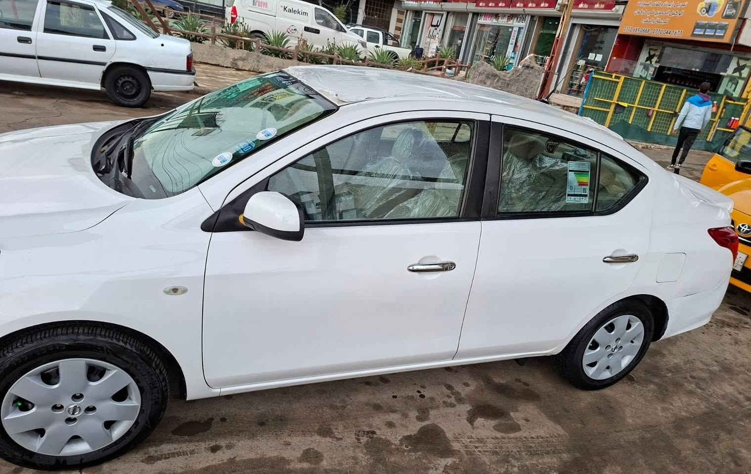 سعر بلاش ماكو هيج سعر بلسوك
سني هندي موديل 2021 بليته 
السياره بيها جاملغ خلفي ايمن شويه صبغ
وباقي مكفوله 

رقم اربيل تريد وكاله او تحويل  
سنويه وهزه ماصاقطه 
-----------------------------------------
موديل 2021

للون ابيض

 ماشيه  140 km

سويج عدد (2)

كتلوكات سياره بعدها مال الشركه
السياره جاهزه صدر كير محرك  تخم تاير كله جديد 
مواصفات 
يدات نيكل
تحكم استيرن
شاشه
كامره
حساسات خلفيه
مانع انزلاق
-----------------------------------

بلاش ماكو هيج سعر بل سوك

رقم  ***********

عنوان اربيل
