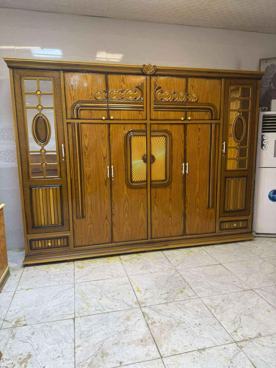 السعر  ٨٥٠ قفل شغل وسط
شد نقل داخل بغداد مجاني 
نضافه ٩٠
٨ قطع
للحجز واتساب ***********
