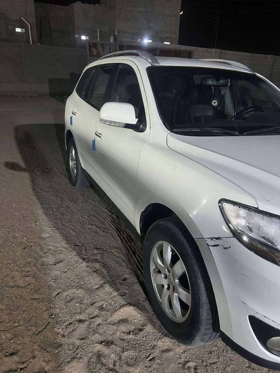 السلام عليكم سنتافيه ادوات كصه جنطه رقم اربيل طبق الاصل 45 وبيهه مجال رقم راعيهه ***********
