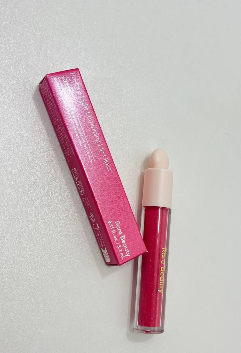 بناتتت 😭 🎀 الترند وصلت بمتجرييي 💄☁️ گلوسات رير بيوتي  Rare Beauty 🫦⋆౨ৎ˚🍓 تدرجات تمووت ترطب وتعطي فوليوم لمعة تجنن، ترطب الشفايف وتطي شكل فخم وناعم بنفس الوقت 💘
تناسب جميع الأوقات واللوكات ⏰
ومتشقق الشفه نهائي ترطب الشفة وماتخليها تيبس ✨😍
أختاري اللون الي يعجبج وجربي  !! 🙈

📍ملاحظة📍هذا المنتج مايطلع بطلبية وحدة الة مع الطلب منتج ثاني بي توصيل.
بناتتت 😭 🎀 الترند وصلت بمتجرييي 💄☁️ گلوسات رير بيوتي  Rare Beauty 🫦⋆౨ৎ˚🍓 تدرجات تمووت ترطب وتعطي فوليوم لمعة تجنن، ترطب الشفايف وتطي شكل فخم وناعم بنفس الوقت 💘


**إذا كنت صاحب هذا الإعلان وتريد حذفه لأي سبب، رجاءا أرسل رسالة إلى الدعم الفني**