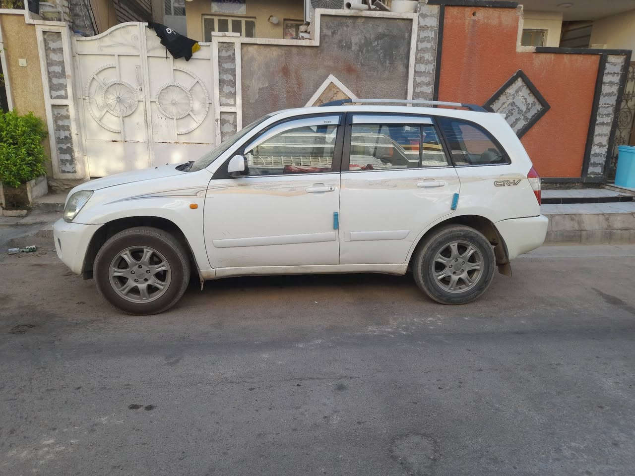 تيكو
موديل 11
مكينه 2000جيد 
كير ميكانيك المرغوب
تايرات جدد
باتري جديد 
سياره مناقصه شي 
طخات بصيطه
سياره بسمي تحويل ثاني يوم رقم بغداد
مكان بغداد شعب 
سعر 55 وبيه مجال
***********
