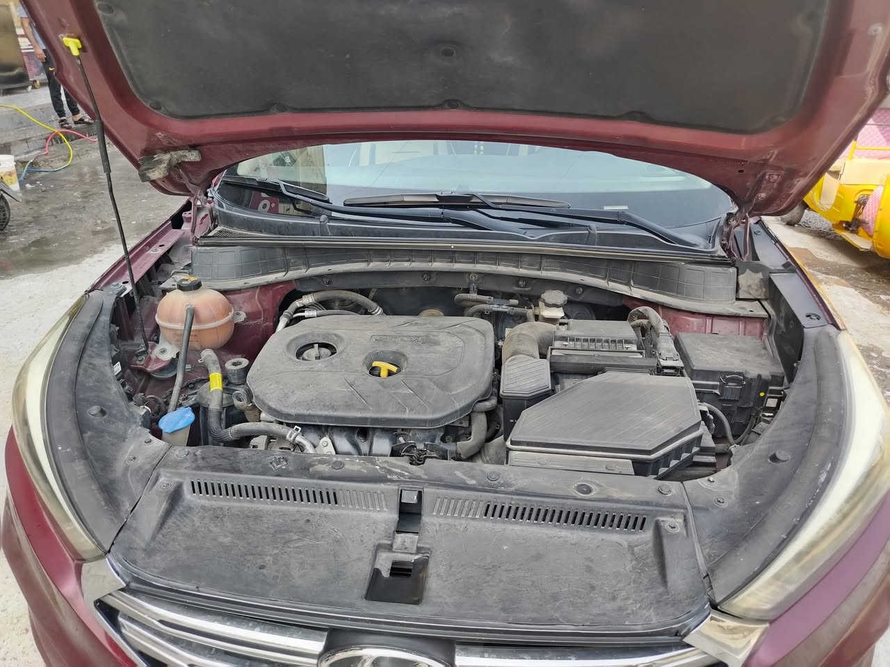 سلام عليكم توسان أمريكي حادثه موضح بل صور راجع بارد مكفوله من تبديل مكفوله من الصبغ والمعجون رقم
سليمانيه بسمي سياره مال بيت تخم تاير صدر أمامي خلفي  سياره كشن كهربأء شاشه تحكم ستيرن مانع نزلاق مثبت سرعه مكان سياره بغداد مدينتي الصدر
الرقم *********** سياره معروضه 147او بيهه مجال حك الجيه
