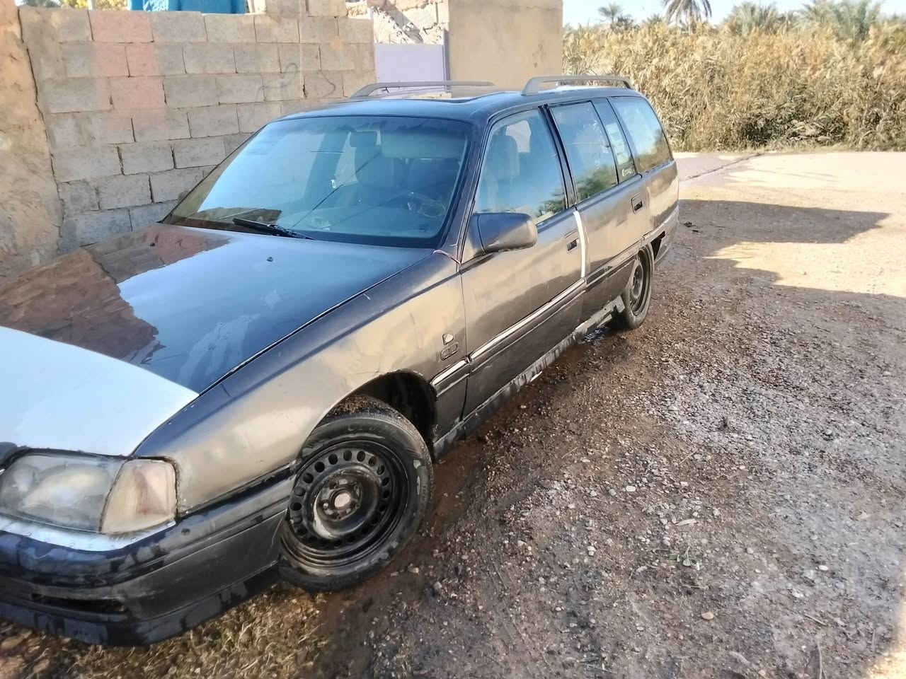 اوبل للبيع موديل 1991 تحويل شوكت ما تريد مكاني هيت 
السعر 18     ‏‪0789 247 7873‬‏
