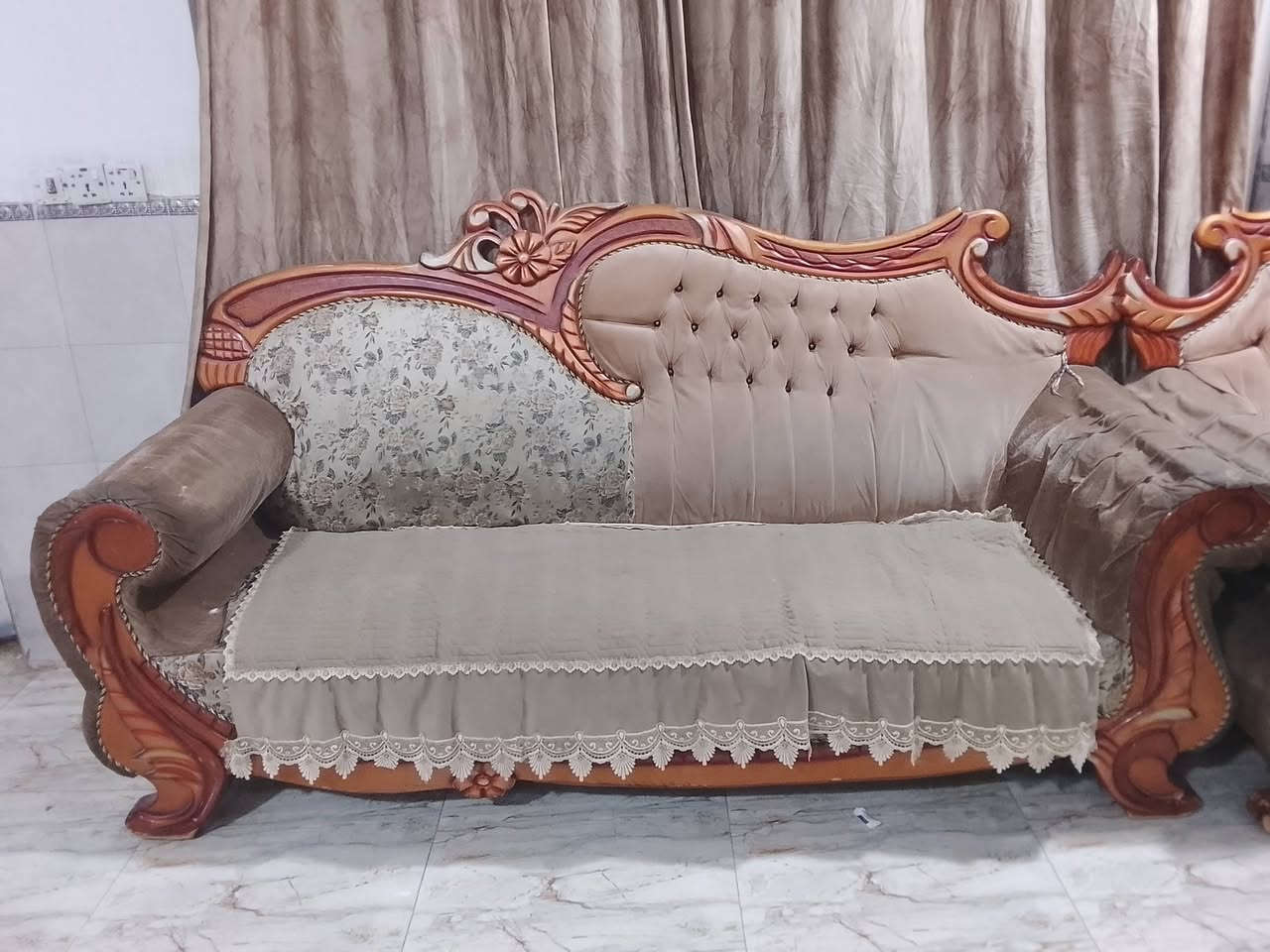 سلام عليكم بلازمة ام نت وتخم للبيع مستعجل ال بلازمة سعرة 200 وتخم 50 مكاني بغداد الزعفرانيه ***********
