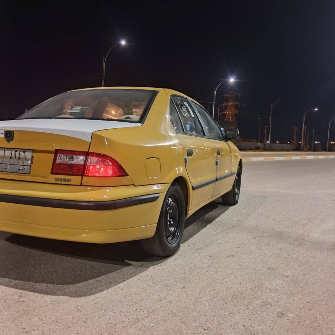 السلام عليكم سمند للبيع مديل ١٢ كرستال 
 رقم مثنى مكينه وكير شرط سيارة جاهزة كهربائيات كلهة شغاله هيئة وغرامه ومداور مسؤل عنهن 
ملاحضه دوس ودواير معمرات .. 
اي استفسار ***********
