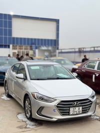 للبيع او المراوس اللنترا  مديل 2018 مكينه 2000 دوش فول مواصفات السونار...