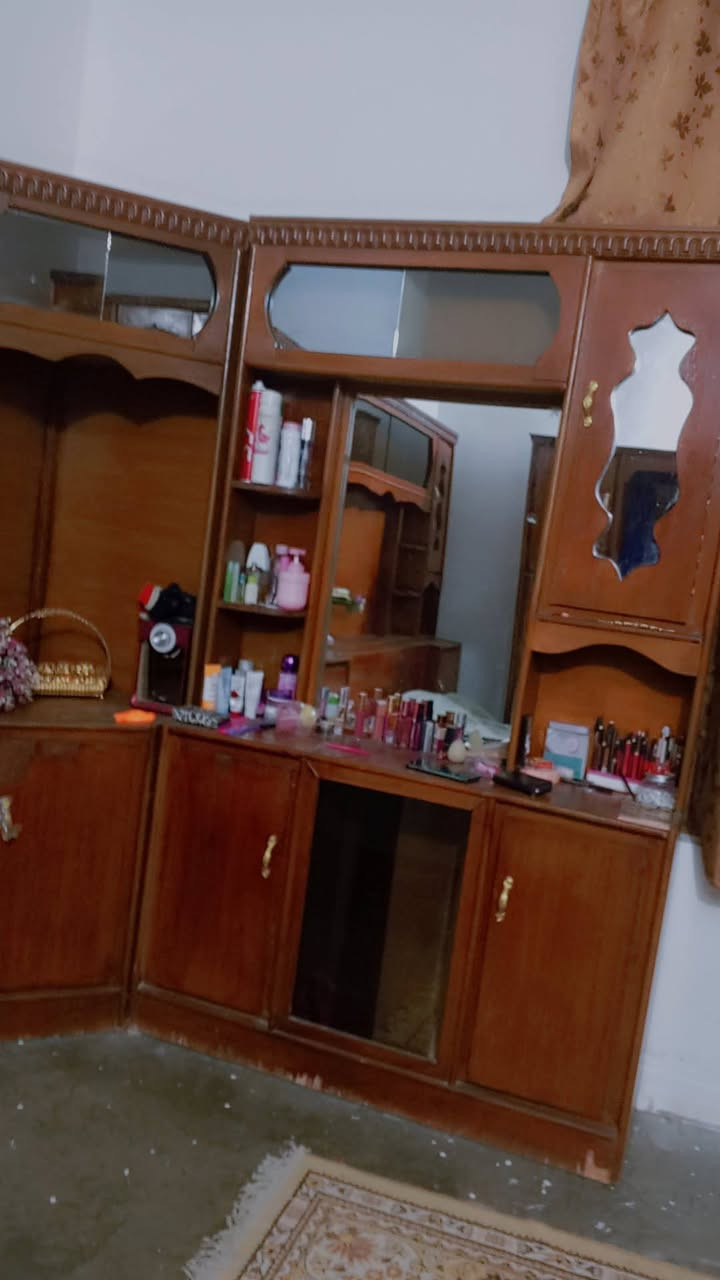 السلام عليكم متاح غرفه مستعمله للبيع  مثل ما موضح بصوره مكان الصقلاويه شهداء الثانيه السعر،325 الشراي يتفضل خاص


**إذا كنت صاحب هذا الإعلان وتريد حذفه لأي سبب، رجاءا أرسل رسالة إلى الدعم الفني**