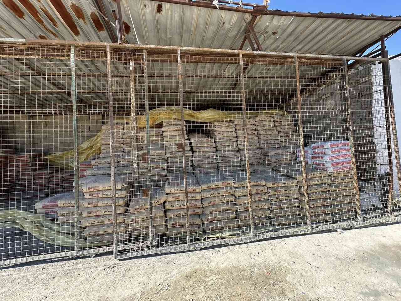 #اعلاااان
السلام عليكم شركة الموج الازرق يوجد لدينا كافة مواد البناء
1)ماس عادي / ماس مقاوم
2)اكبيسة عادي / اكبيسة مقاوم
3)حصو
4)رمل
5)اسمنت
6)بلوك
7)طابوق
8)شتايكر
9)اسمنت دلتة
10)كرسته وجسر
(💵💸اسعارررر تنافسية😎)
للطلب ولاستفسار الاتصال على الارقام او الوتساب..
📞اسيا/***********
   .
