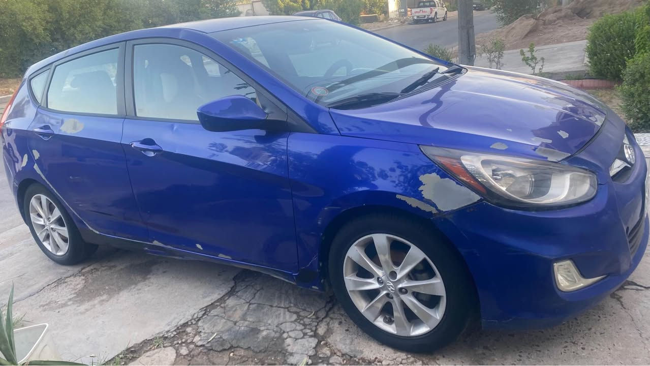 اكسنت هاج باك امريكي موديل 12 حادثهه قبغ جنطة ومبدل  الكشر بي طخات وشخوط ورصعات والصبغ مكشر في بعض الامكان مكينة 1600 GDI بحالة ممتازة والگير 6 نمر بحالة ممتازة تبريد وتدفئة وحدادية وكهربائيات ممتازة  شاشة وحساسات وكامرة خلفية ماشية 85 الف ميل  سونار ما بيهه السعر المطلوب 78 $ ورقة  والسيارة باسمي والسنوية جديدة والرقم جديد 
السعر المطلوب  78 $ ورقة 
مكاني بغداد اليرموك ( ***********) بغداد, العراق
