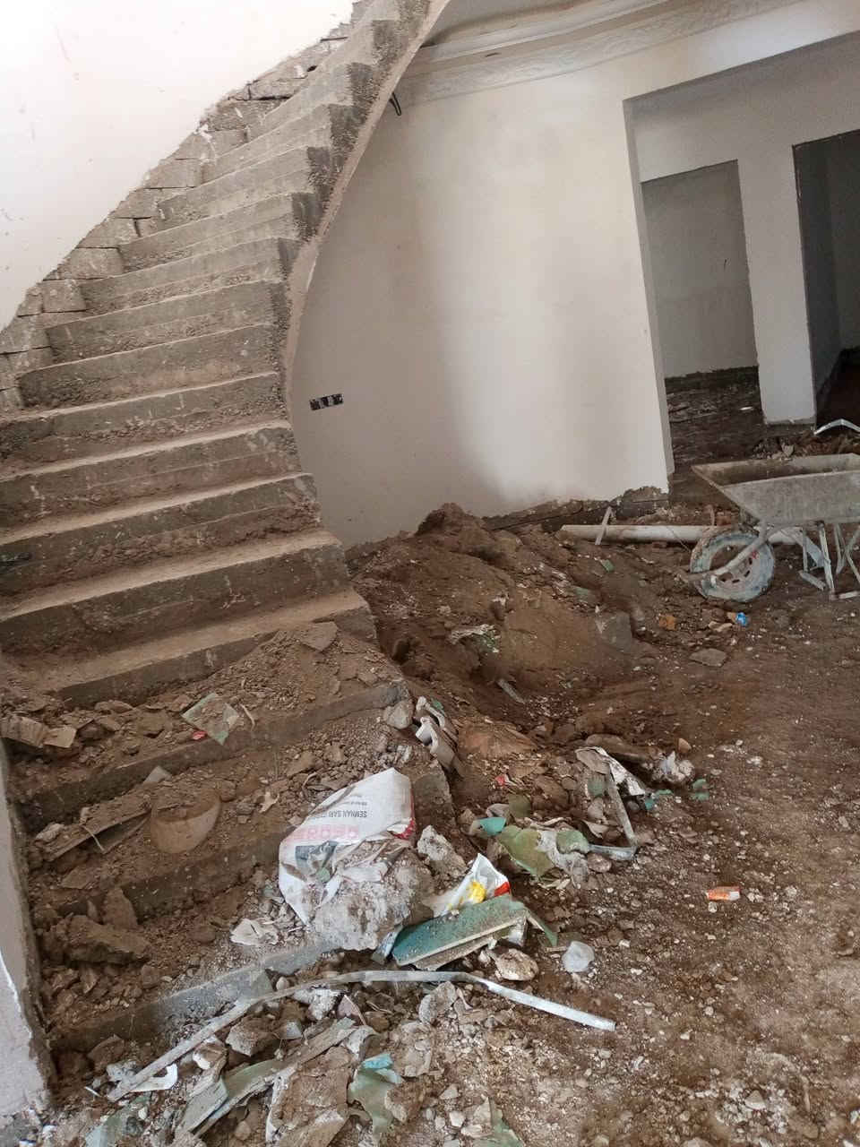 سلام عليكم 
يتوفر كادر داخل تكريت 
يتوفر كادر لتنضيف البيوت
صب لاش تفليش
للستفسار راسلني وتدلل
عمل داخل تكريت


**إذا كنت صاحب هذا الإعلان وتريد حذفه لأي سبب، رجاءا أرسل رسالة إلى الدعم الفني**