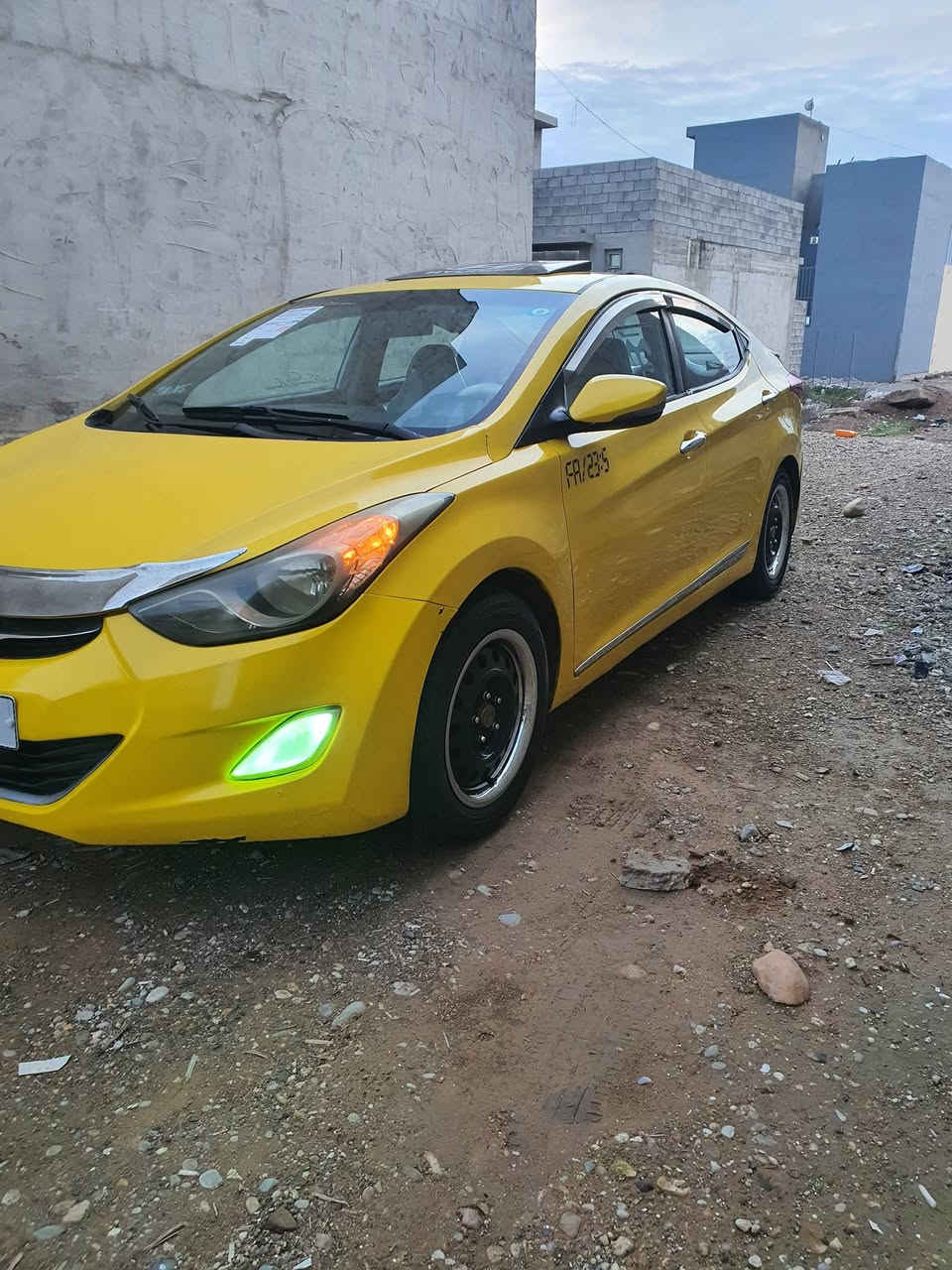 النترا خليجي 2012محرك 16 دوش
كير محرك شرط كابون بانزين 
هيئه غرامات صفر
رقم نينوى باسمي
ضرر جاملغ وباب 
السعر 110$
***********
***********
