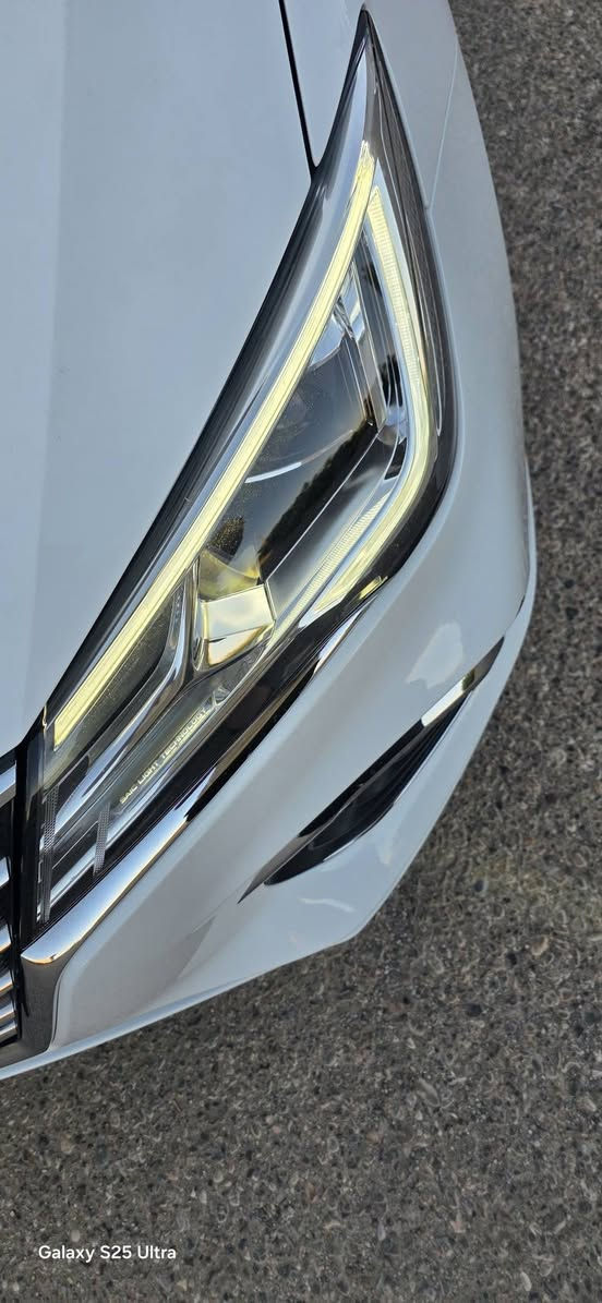 Mg 5 2024 confort 
سەیارەیەکی جوان پاک بی کیشە هەموو گیانی بەشەرت ٢٩ هەزار ڕۆشتوە سەیارەکە قۆپیکی بچوکی هەیە لەگەڵ خوختیکی بچوک بۆ نرخ پەیوەندی بکە 

***********
