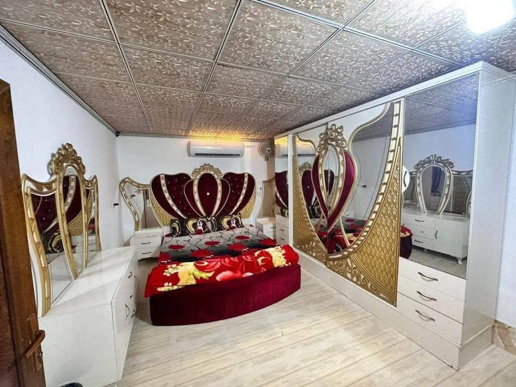 منتجع الخال الترفيهي  VIP 👑

احجز مكانك للعيد 💫🦋✨

رحلة استثنائية تنتظرك… اكتشف جمال الوجهة بروح جديدة… 😌

إحجز مزرعتك

* التيار الكهربائي على مدار 24 ساعةٍ كاملة دون إنقطاع 

* مسبح مخصص للأطفال 👧 👦 

* مسبح مخصص للكبار

* يحتوي منتجعنا على ألعابٍ للكبار (( منضدة 🏓 + فيشه )) 

* صالة كبيرة مؤثثة ومكيفة +2 غرفة نومة ومكيفة 

* خدمة إنترنت 🛜 مفتوح مجاني

* ألعاب أطفال 🧒 

 

* مكانٌ مخصص للشواء مجهز بجميع الإحتياجات الخاصة لذلك 

* مجموعة صحيات متكاملة

‼️ملاحضة:- علماً يتم تفريغ الماء و اعادة ملأ المسبح بل كامل 😷 

ملاحضة:- المزرعة موثقة في تطبيق اجرلي  ⚠️ 

إحجز ☀️ إسبح 🏊 إشوي 🐟 وإقض أحلى وأمتع الأوقات مع عائلتك في أجواءٍ صيفية 

#العنوان_صلاح_الدين_قضاء_بلد.. 

للحجز والإستفسار 

الاتصال على الرقم:-

((***********))اتصال + واتساب

*********** واتساب فقط

او مراسلتنا على الواتساب
