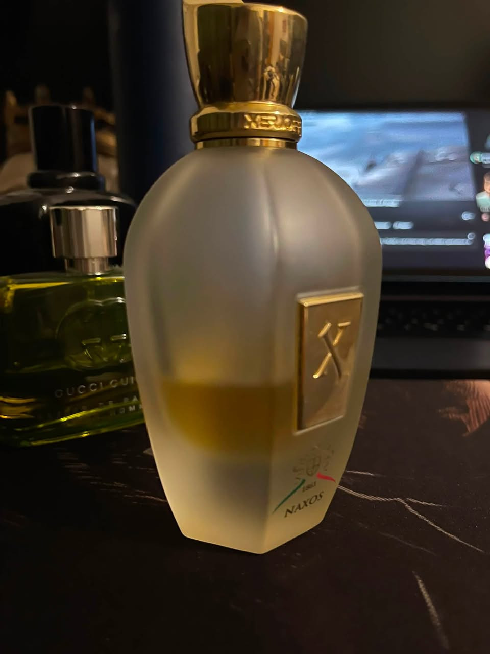 عطور متبقيه .. اسعار منخفضة جدا
مصدر الشراء موقع نيش كورنر  .. عدا عطر فرينش افينو

للطلب : ***********

