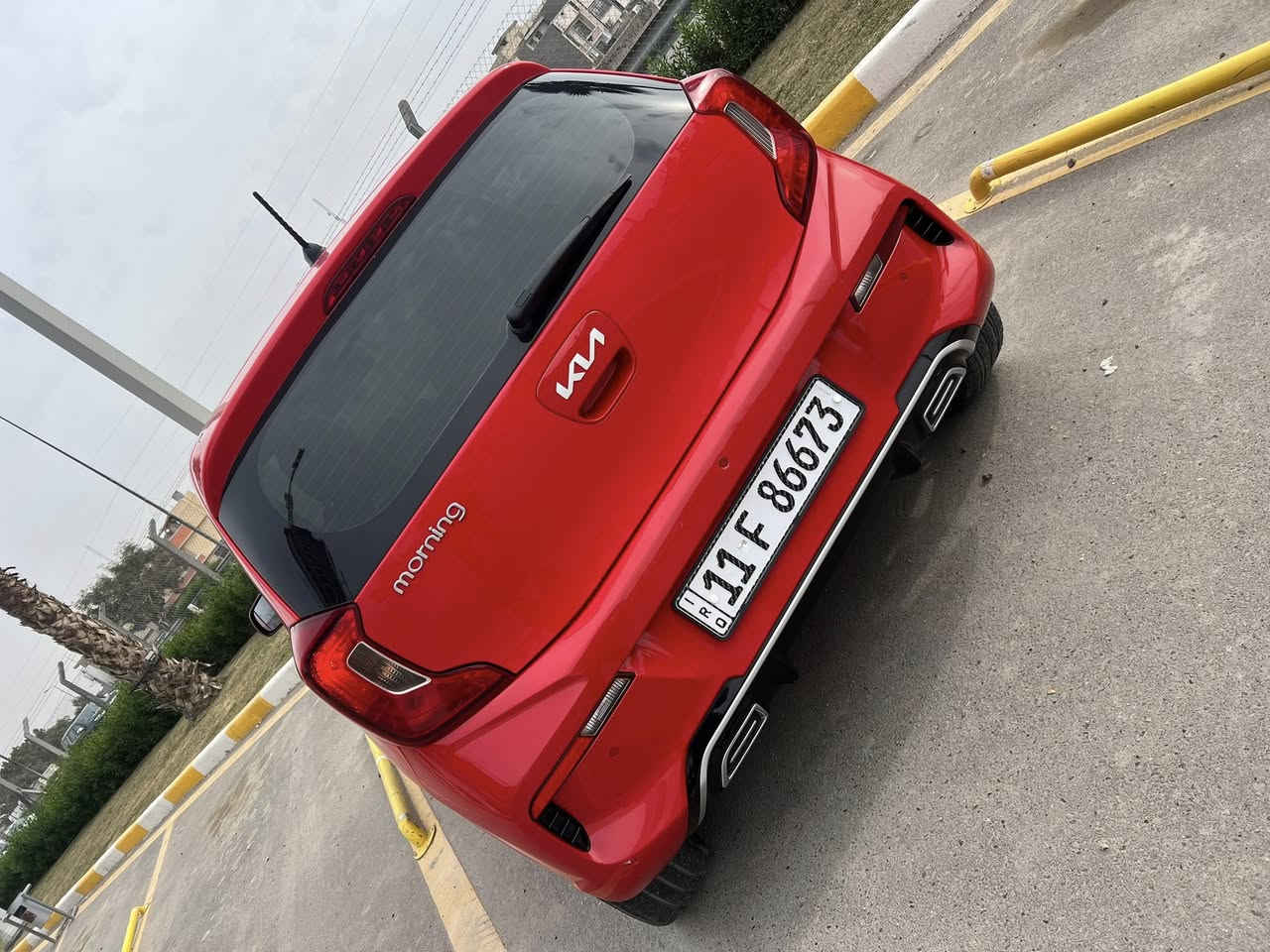 سلام عليكم للبيع كيابيكانتو مورنك موديل 2023 وارد كوري موصفات فول عدا الفتحه السياره بصمه  رادار مامي وخلفي شغال تحكم جهتين حاكيه مانع نزلاق حساس طارات كشاف امامي شغال اشاير بل مري مري شفط بواب بصمه بصمه تشغيل حساس خلفي ويل كب كروم كشنات جلد بلادي اسود مطعم رصاصي بلادي دواخل صاج اسود ملكي سياقه ذاتيه وكروز سرعه تبريد وتتدفه بالكشنات يدات نيكل بلادي ولكب كروم حجم المحرك 3بستم ماشيه 40لايت متطور بلادي توقف ذاتي انضمه قياده السياره سستم رياضي السياره حادثها جاملغ امامي مبدل وحافه البنيد علما لسياره اني مستوردها ودخول جديد رقمتها على ايدي فقط مكاني بغداد حي الربيع السعر 110 وبيها مجال رقم لتليفون ☎️***********
