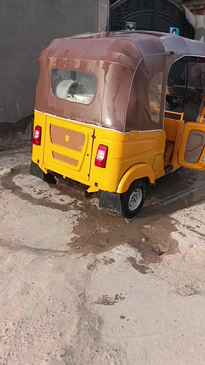 السلام عليكم شباب تكتك للبيع موديل 21 رقم وسنويه رقم بابل عنواني بابل الحمزه الغربيي‏‪***********‬‏
