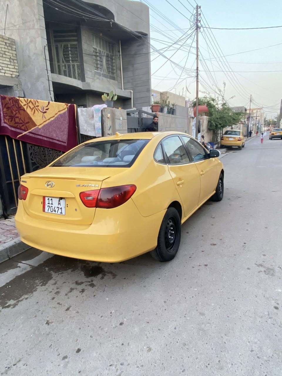 سلام عليكم النتره مقدس 2009سياره كفاله عامه وارد أمريكي حادثه خلفي بدون دواخل وتبديل سياره نضيفه   مكينه وكير كامله صدر تخم تاير دوشمه سياره بسمنه تحويل ثاني يوم السعر 96وبيها مجال اتصل *********** بي وتساب مكاني بغداد جسر ديالى
