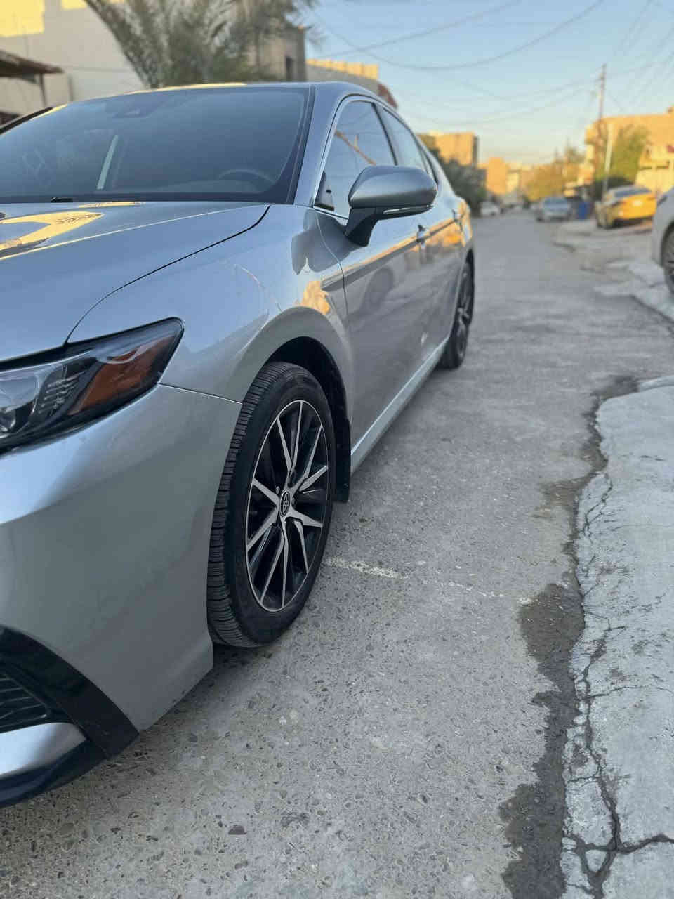 اللون ( رصاصي ) 

SE بانزين فقط 

مواصفاتها ☹️

4 سلندر 2500 بانزين

ثلاث وضعيات قيادة

شفتات ستيرن

كراسي جلد اسووود 😊

كرسي السائق والصدر كهرباء 

رادار امامي

نقطة عمياء 

تحديد مسار

شاشة كبيرة 😌

رقم الشاصي من ضمن الصور 🫣

السيارة بدون رقم ؟ بعدها كاتي ( تترقم شمالي )

سعرها 188 ورقة و بيها مجال 

مكان السيارة تكريت

***********
