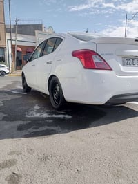 نيسان صني مديل 2021 بليته الزركه سياره كفاله عامه اليريد يتصل 07827667...