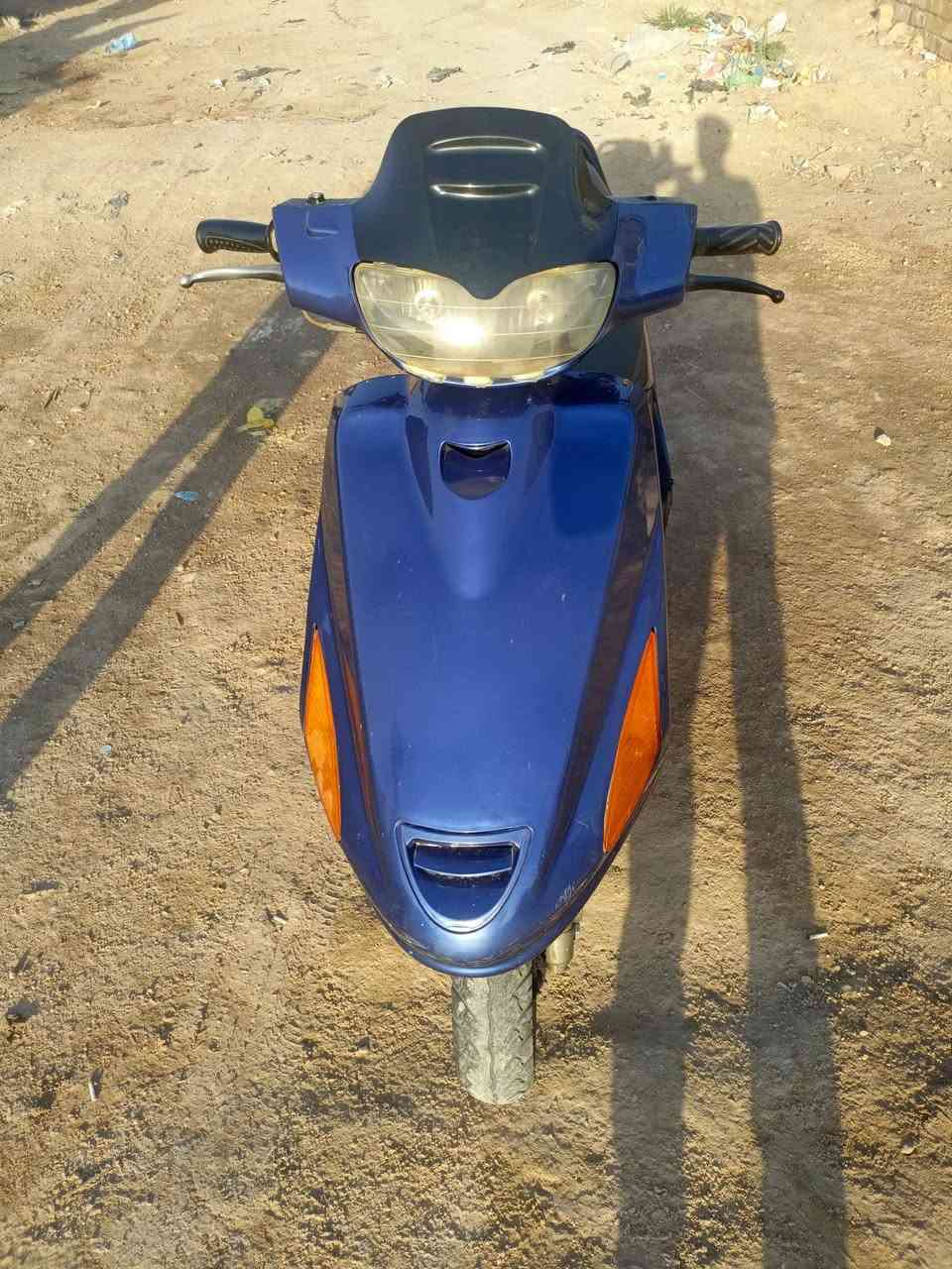 فراشه للبيع كلها شغاله سلف هندر ما مفتوحه السعر 400..***********
