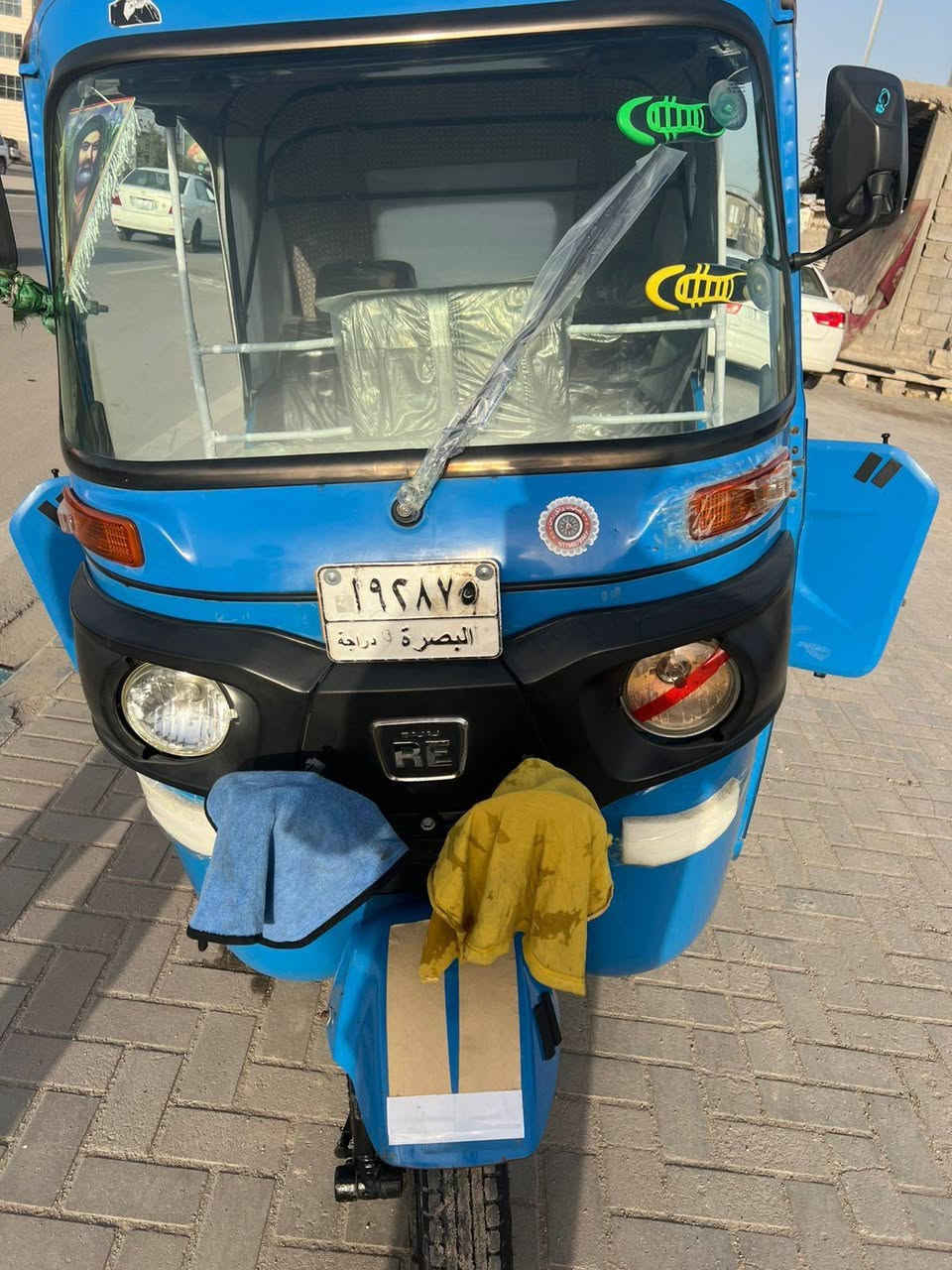 السلام عليكم تكتك باجاج البيع السعر 7و 800وبيه مجال الموديل ٢٠٢١ رقم وسنويه وبكاني تقاطع الموفقية وهاذ رقمي ***********
