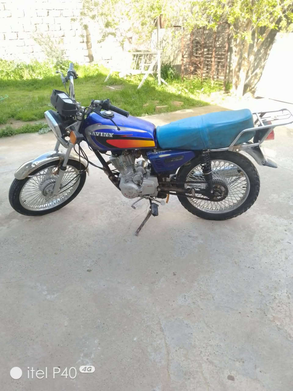 السلام عليكم اخواني دراجه شيفان موديل 18 ....5 جير وايرمانيه شغال دبلات جديد كلها جديد عنوان العياضيه رقم *********** سعر 275
