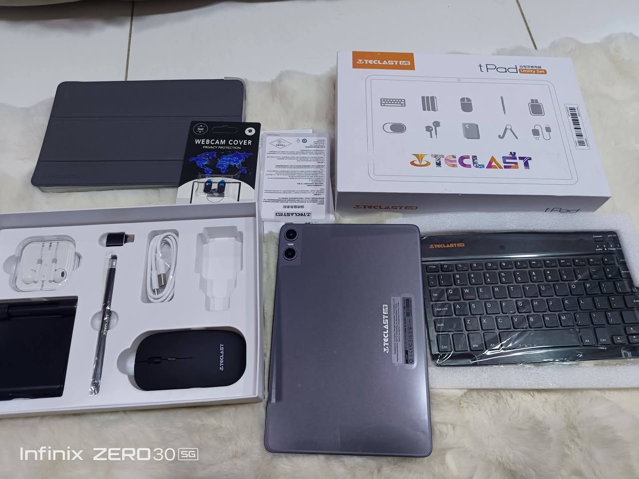 【جديد】 تابلت
Android 15 
Teclast P50AI 
شاشة 10 بوصة 90 هرتز AllWinner A733-AI ثماني النواة (6 جيجابايت + 10 جيجابايت) بحد أقصى 16 جيجابايت رام 128 جيجابايت LPDDR5 Wifi-6 7000 مللي أمبير في الساعة AI السعر 150الف ع اول تم


**إذا كنت صاحب هذا الإعلان وتريد حذفه لأي سبب، رجاءا أرسل رسالة إلى الدعم الفني**