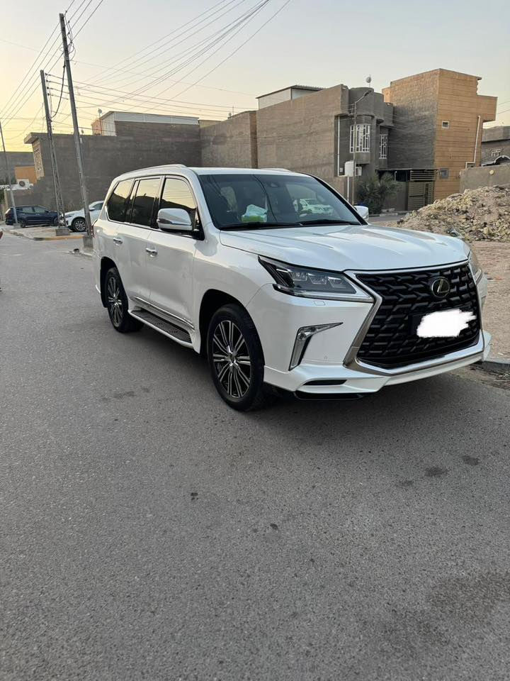 LX570 لكزز
موديل 2021 كفاله من كلشي عدا ملاحظه بسيطه… جديده بمعنى الكلمه

المواصفات 1/1 
سلايد 
بصمه 
جلد 
جكات 
بيبان شفط 
تدفئه تبريد 
كراسي كهرباء
بردات خلفيه 
جنطه كهرباء
عدد كامرات 5 
عدد شاشات 3 
حساسات رادار 
تشغيل عن بعد 
ثلاجه جكمجه 
بوصله شاشه كارت
داخل احمر بلادي 
بيها هواي مواصفات 

سياره جديده جدا ومكانها بصره


**إذا كنت صاحب هذا الإعلان وتريد حذفه لأي سبب، رجاءا أرسل رسالة إلى الدعم الفني**