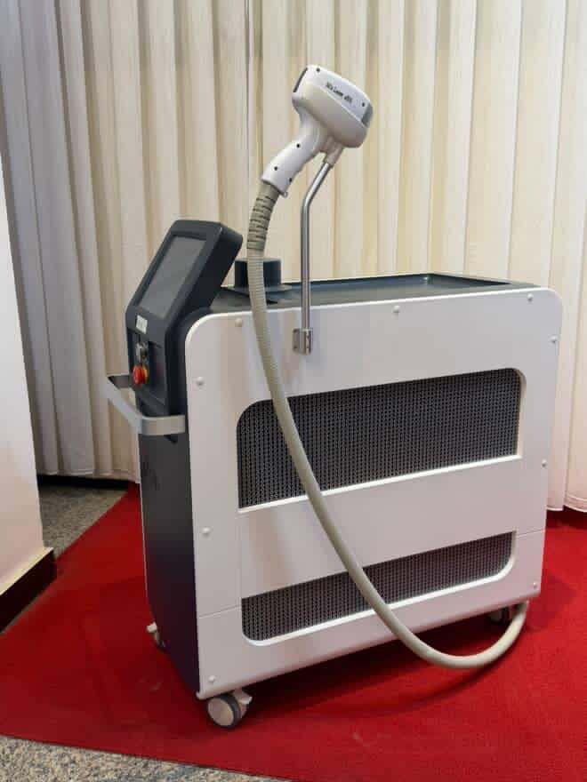 السلام عليكم عندي اجهزه تجميل للبيع اجهزة الليز ب ٧ملايين الواحد
والسيكرت ب٣ملايين 
ومال التاتو والليزر الكاربوني مليون ونص 
للاستفسار خاص


**إذا كنت صاحب هذا الإعلان وتريد حذفه لأي سبب، رجاءا أرسل رسالة إلى الدعم الفني**