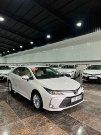 كورولا ساز ٢٤ ماشيه٣٠ الف  جديد بعدها بلظمان فول عدا الفتحه سعر 185 او...