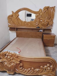 سرير • غرف نوم • اثاث منزل • ديكور منزل • غرفة نوم • مفروشات • غرفة اخ...