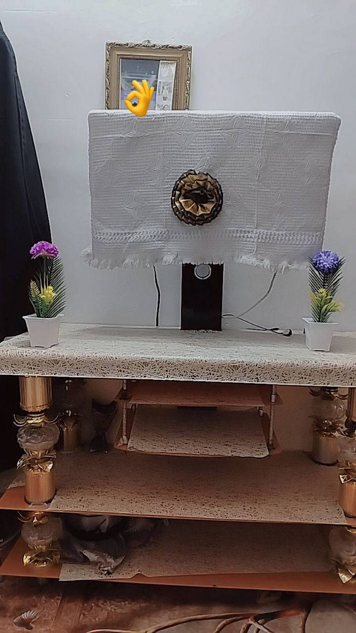 السلام عليكم ميز للبيع البلازما مويه مويه السعر 125 ***********
