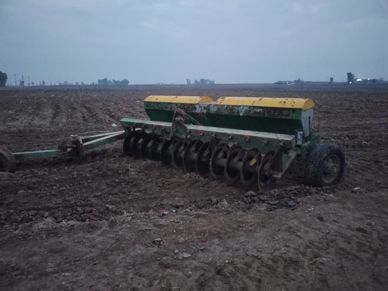 بزاره ١٢بوفروشتن جديد فرمان. يه ك شاسي فلنجه ٦٦
رقم موبايل
***********
