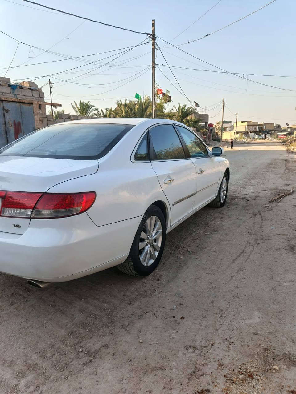 السلام عليكم هونده ازيره   ٢٠٠٩ جاهزه تبريد كير مكينه حداديه تخم تاير ***********  مكينه سته  ٢٧٠٠
