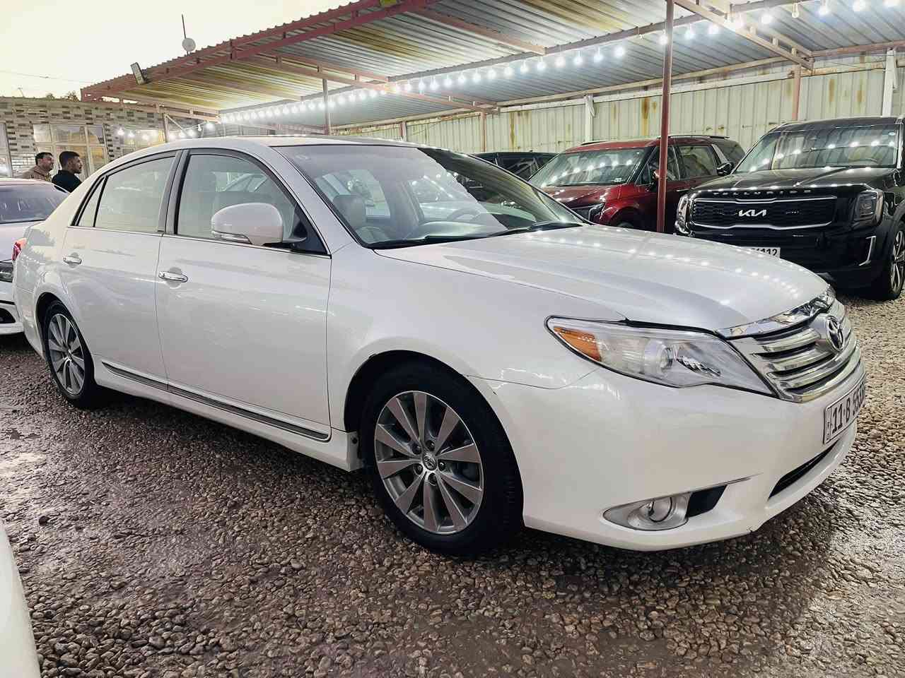 تويوتا #افلون_2012 خليجي ( لمتدد فول مواصفات ) 
رقم بغداد دولي جديد مميز 
بصمة 
فتحة 
جلد 
محرك 6 سلندر كفالة ما مفتوح 
كشنات كهرباء 
كشنات ( تدفئة -تبريد ) 
بردة خلفية 
حساسات 
قطعتين تبريد 
تحكمات مقود 
كشافات 
بگ لايت لد 
ويل كروم
4 ابواب بصمة 
يدات نيكل 
اشاره بالمري 
ماشية 145  الف 
محرك وكير كفالة ما مفتوح وكهربائيات كلها شغاله 
سياره جاهزه بدون اي نقص وجديدة 
مكفوله كفالة عامة فقط جاملغ رش فقط 

السعر / 187$ ورقة  بيها مجال بسيط 

العنوان / كربلاء المقدسة 
***********
***********
