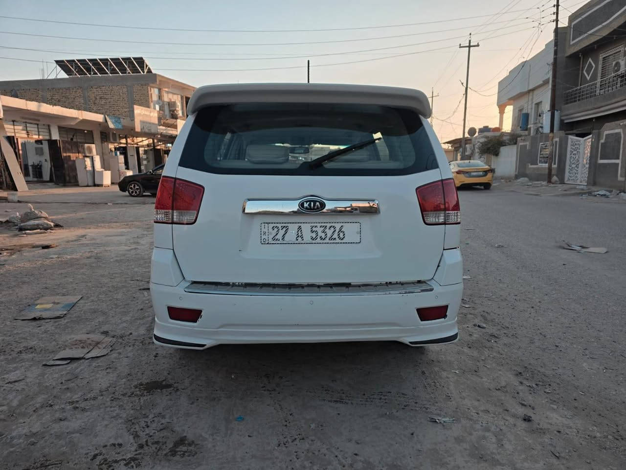 مهافي 2012 خليجية سيارة جديدة وجاهزة من كلشي جديدة بمعنى الكلمة مكفولة من ايه حادث ثلاث قطع صبغ جمالية السعر 99 رقم دولي بأسمي مكان السيارة حلة رقم الهاتف ***********
