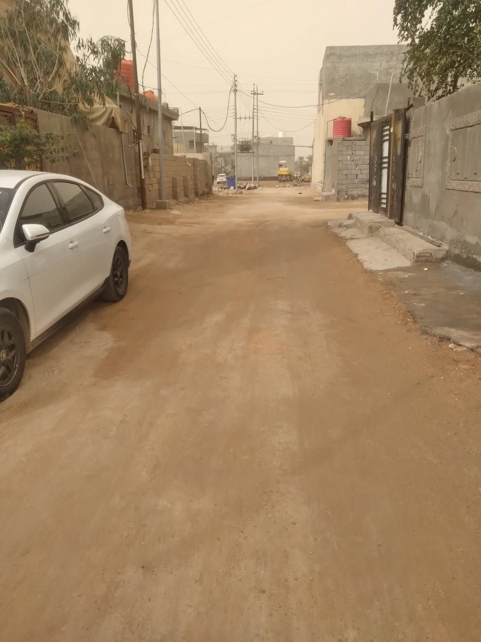 قطعه للبيع مكان تنومه الصالحيه قرب مدرسه ريف زاهر تبعد.عن شارع العام ٢٠٠ متر مساحه ١٥٠ وبيه فضله يعني تصير ١٧٠ متر سعره ٤٥ وبيه مجال قليل رقم ***********
