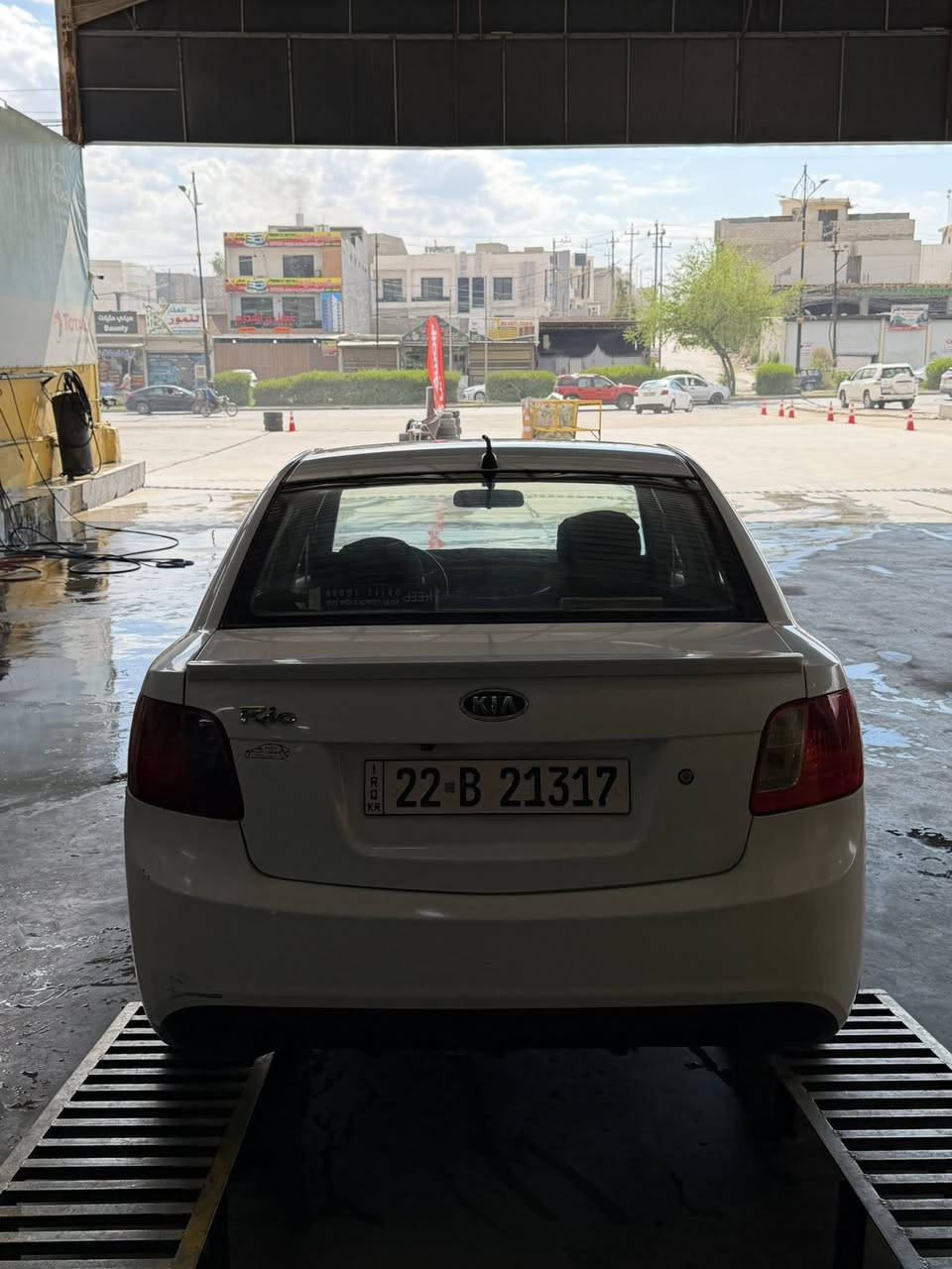 Kia Rio
حجم المكينة 14
موديل 2011
رقم اربيل بأسمي
تبريد ثلج 
طخمها جديد 
جامات كهرب 
كير اوتو
ضرر بيها جاملغ مبدل ومصبوغ وربع بوند والدوسة موضح بالصور 
السعر٩٤
***********
