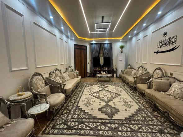 للـبـيـع 🏠 الكـرادة خارج 

عنوان العقار 📍 الكرادة خارج قرب كنيسة مار يوسف

🔶 المساحة  200  مـتـر

🔶 الواجهة  10  مـتـر

🔶 بناء حديث #سند مستـقــل

يحتوي على 3 طابق - صالة مطبخ حار ومطبخ بارد وصالة

وهول وغرف نوم نظام سويت عدد 7 ومجموعة صحيات 👍

 ــــــــــــــــــــــــــــــــــــــــــــــــــــــــــ
‎‏‎((شركة دار السلطان للعقار حيثٌ تَلتَقي الرُوٌية ,بلتَمَيٌز ))

❗️❗️ نسـتـقـبل العروض البيع الشراء والايجار ❗️❗️

بيع - شراء - ايجار - ادارة امـلاك - مقاولات عامة

‎‏‎📊كل ماعليك الاتصال أو المراسلة على الصفحة *ʲᵒⁱⁿ ᵘˢ*

 حسن زوانة *********** - ***********

‎‏‎الفرع الاول /عرصات الهندية مجاور فندق بلوم 

‎‏‎ الفرع الثاني /الـسـيـديــة الضباط مقابل افران الرباط

‎‏‎‏‎زبائننا الكرام بِكُم نَرتقي ونَتشرف بزيارتِكم ونَفتخر بخِدمتِكم ❤
