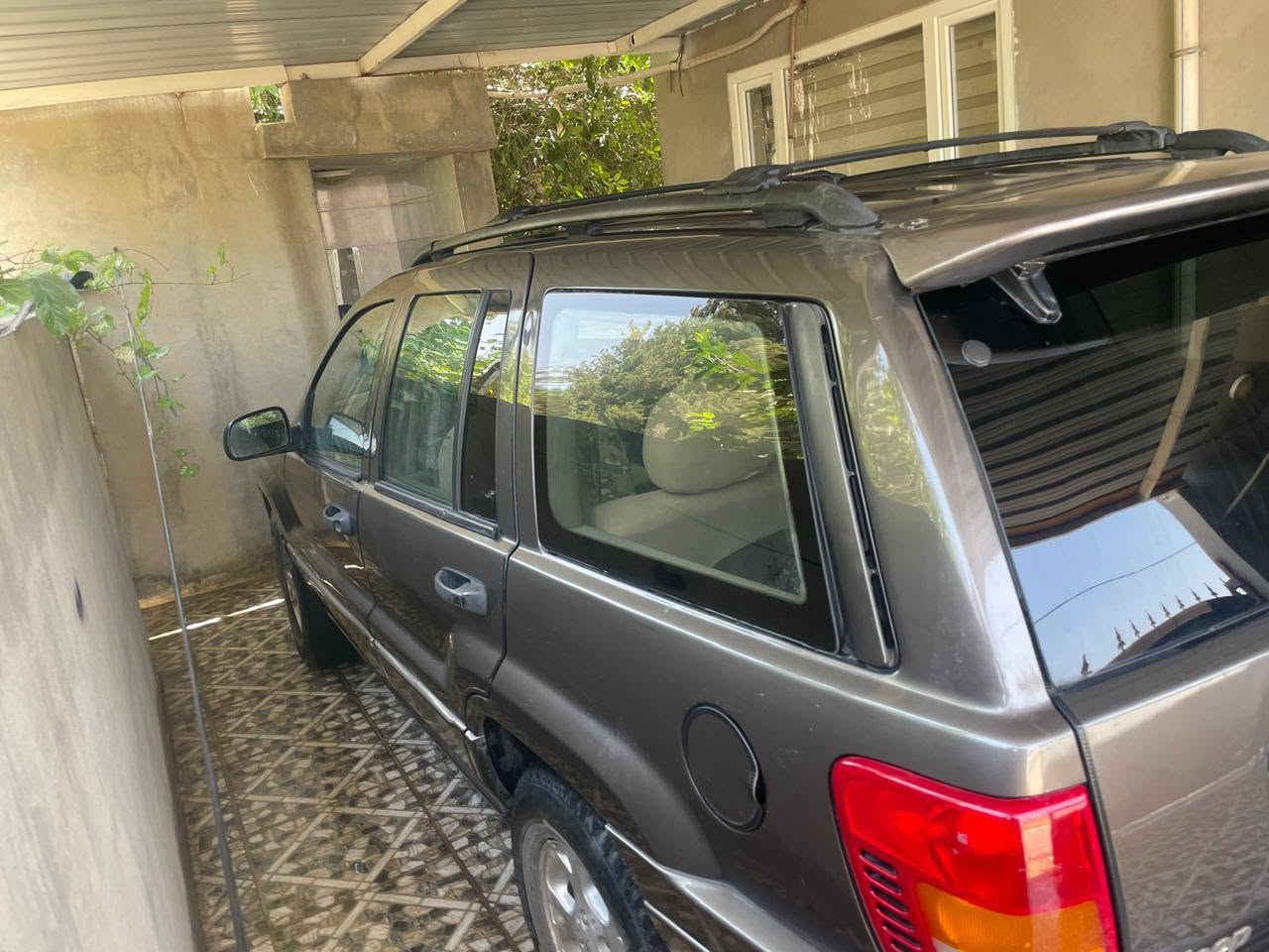 جيب ٢٠٠٠ رقم اربيل
تفاصيل داخل صورة 
***********
***********
خابر صاحبه
سعر ٦٨

